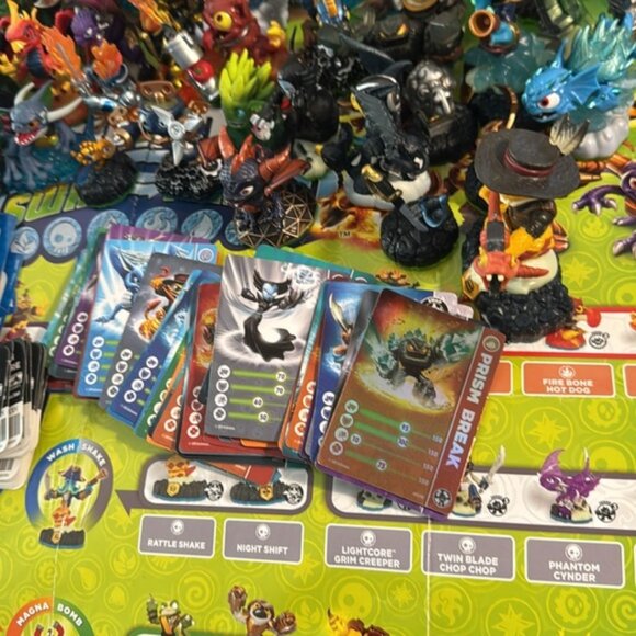 Skylanders Game Huge Bundle PS3 With Games & Portals - Picture 9 of 12